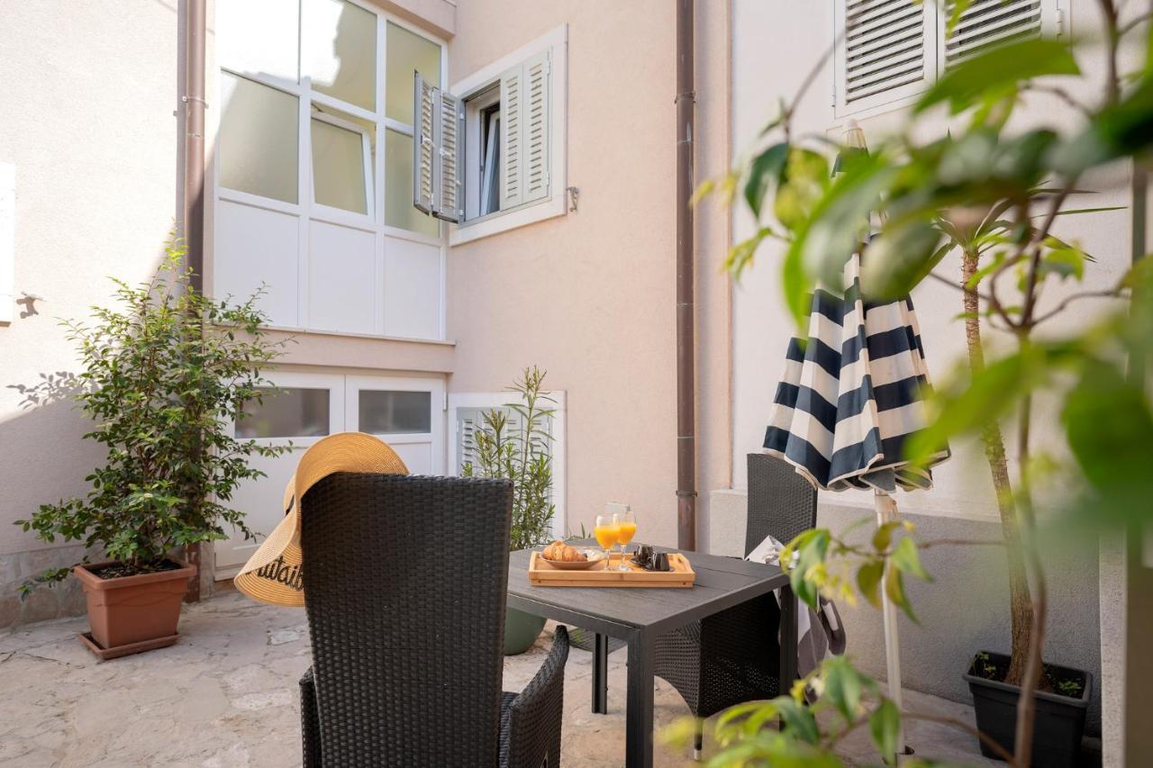 Hidden Oasis - Zf Hvar Apartmán *